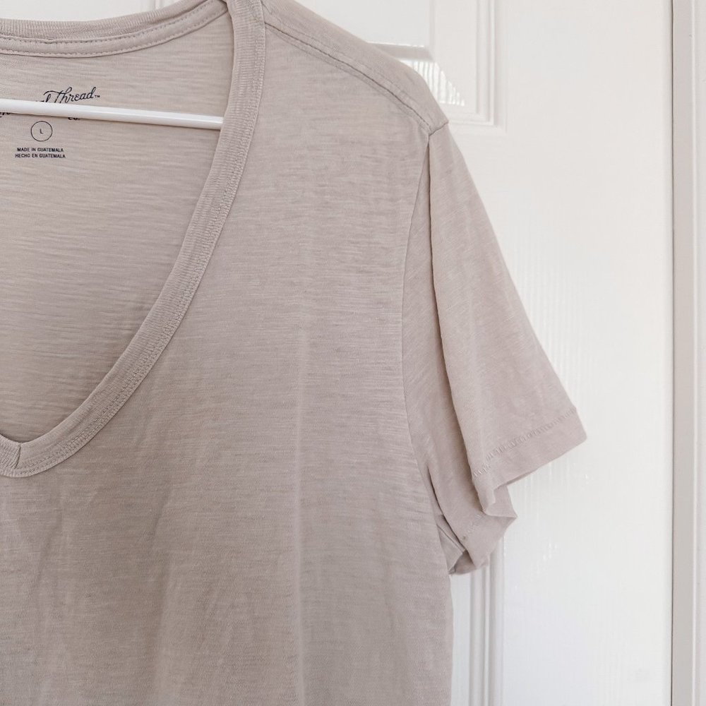 Bundle of 3 Universal Thread Women's Short Sleeve Tees - Picture 12 of 15